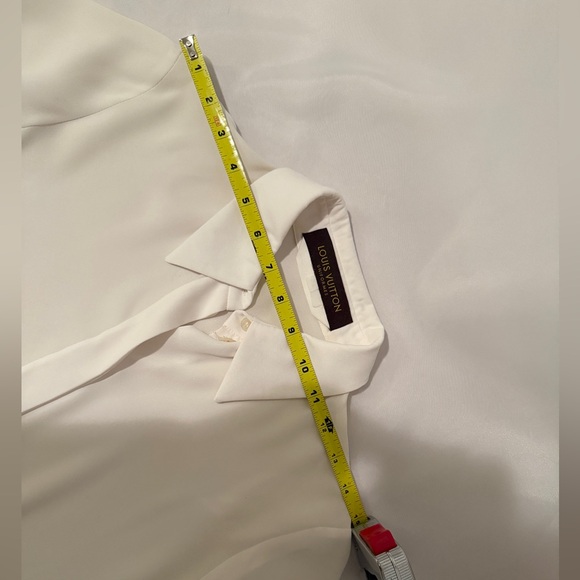 Louis Vuitton Uniform - Elegant White Women's Blouse - Size 34 - Picture 11 of 11